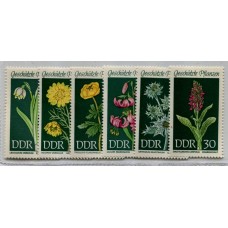 ALEMANIA ORIENTAL DDR SERIE COMPLETA DE ESTAMPILLAS NUEVAS MINT FLORES